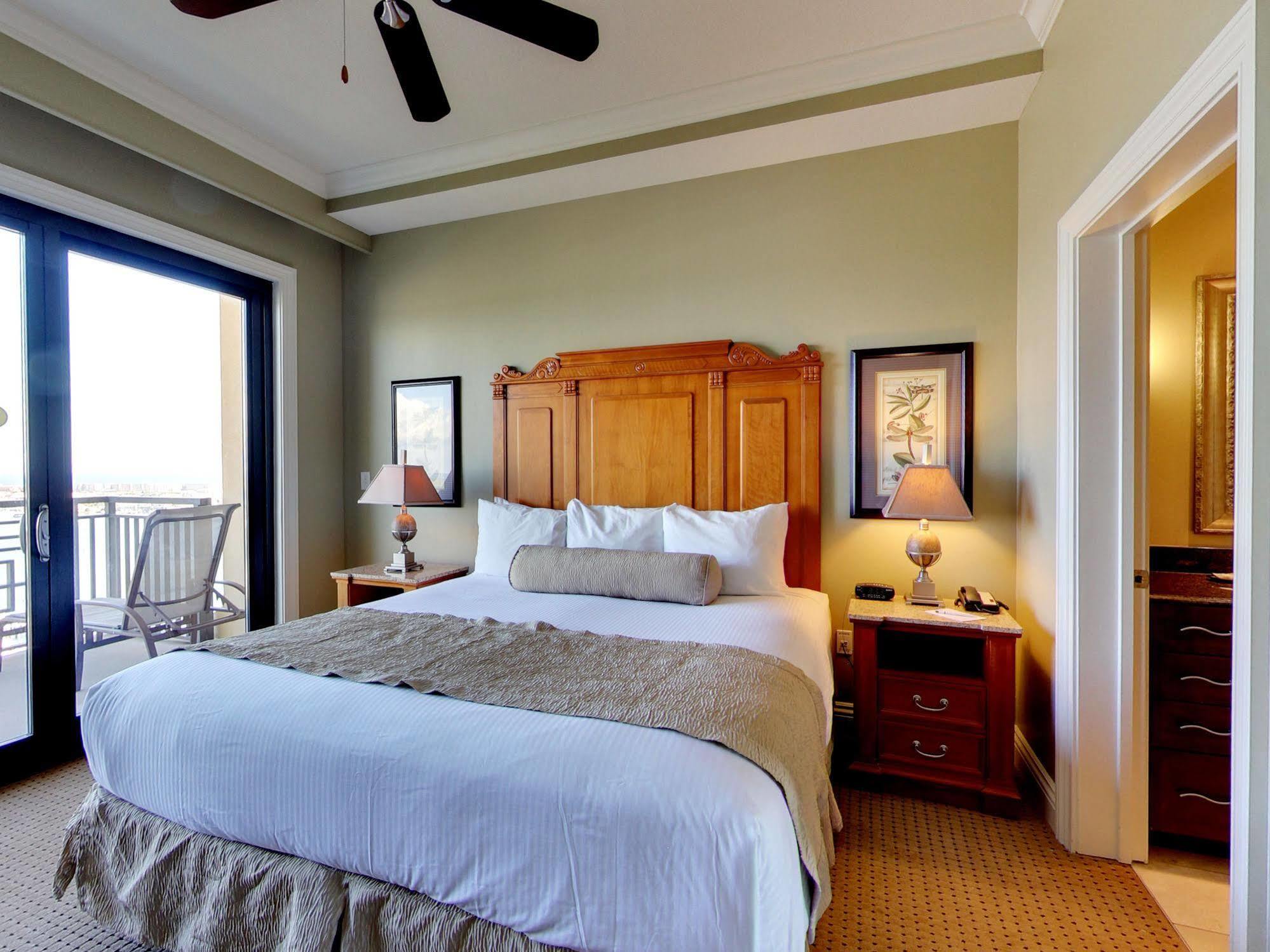 Emerald Grande Condominiums At Harborwalk Village Destin Exterior photo