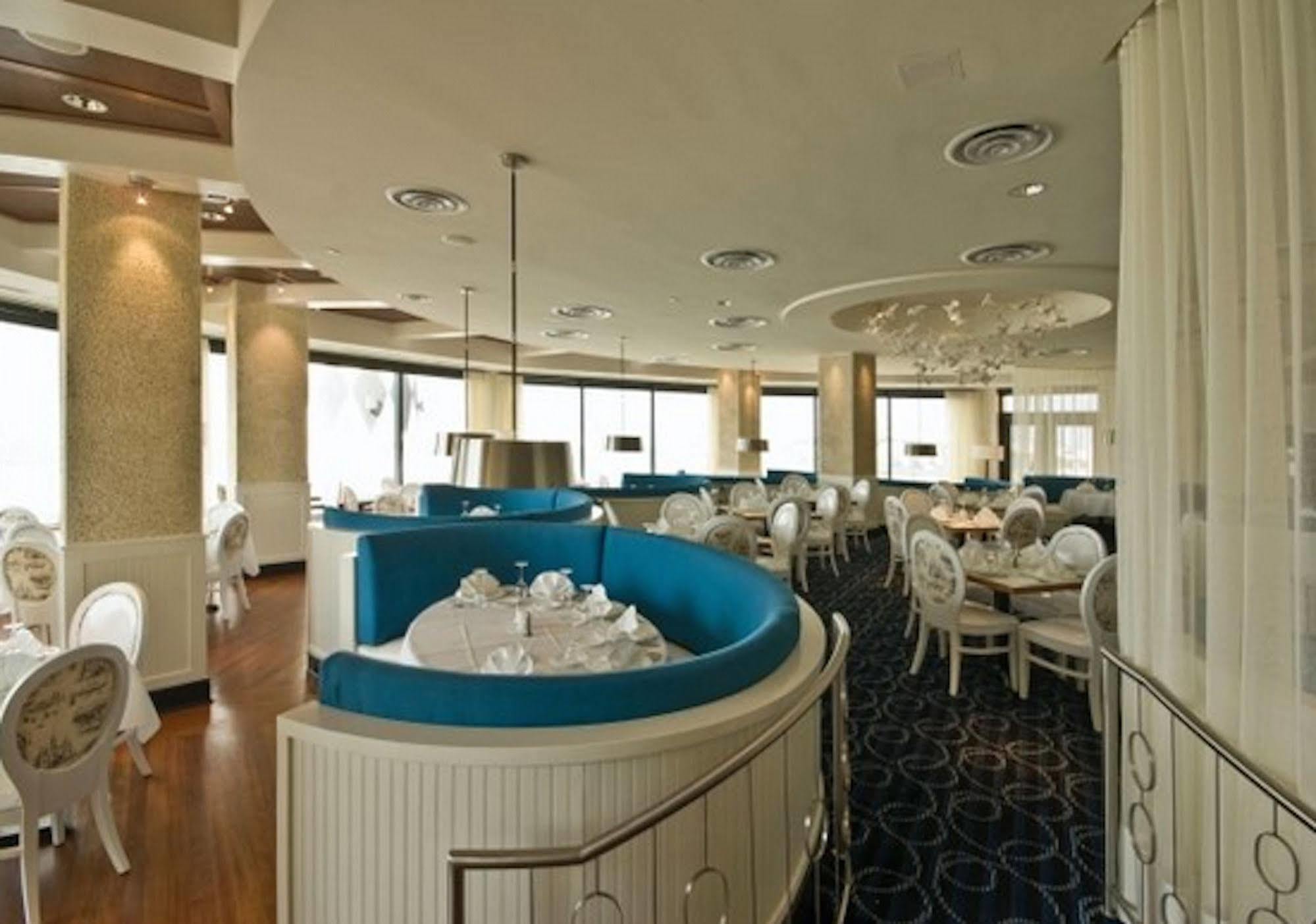 Emerald Grande Condominiums At Harborwalk Village Destin Exterior photo